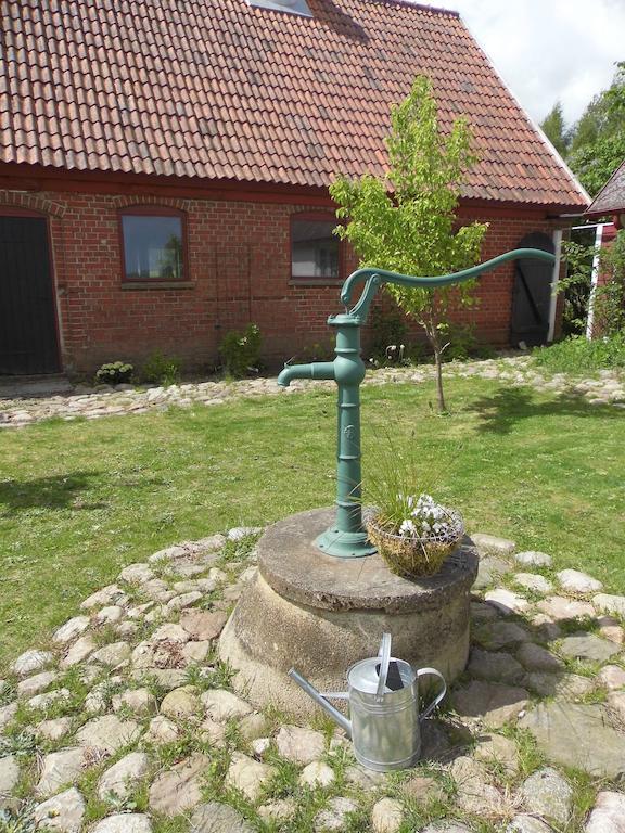 Red Bird Farm Ystad Exterior photo